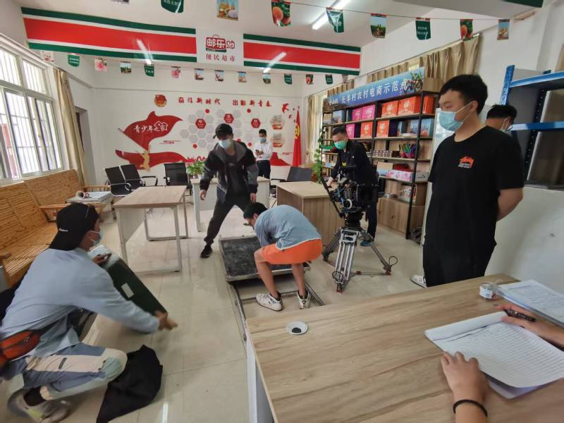 明山区广告片拍摄公司：极简主义践行者，少即是多的视觉哲学