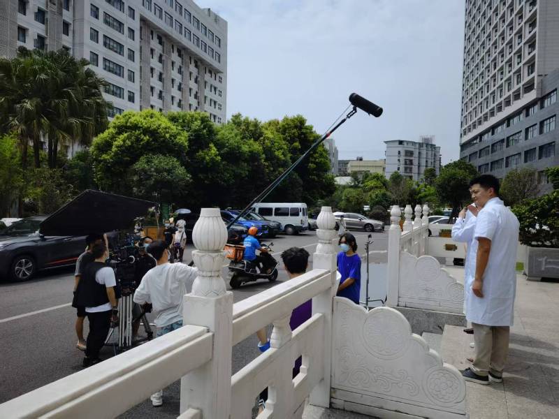 明山区广告片拍摄公司低成本实现高规格制作的诀窍
